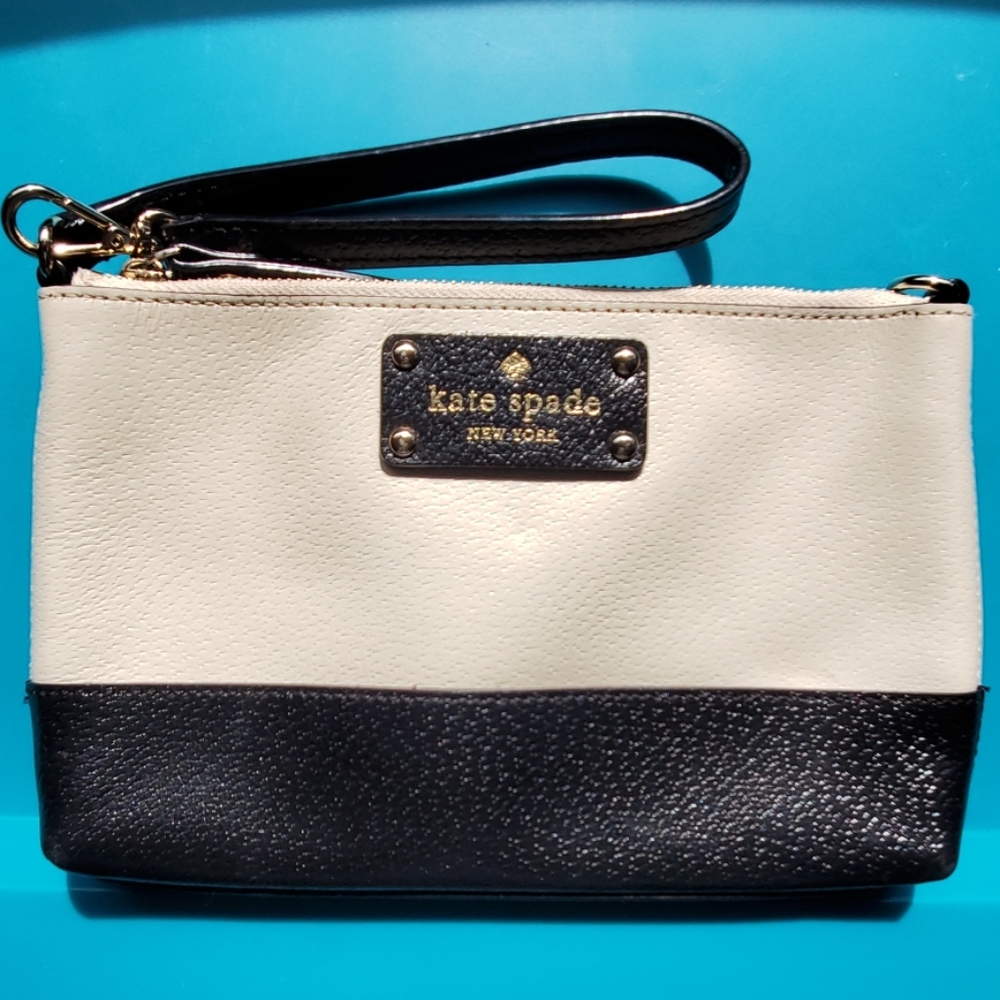 Kate Spade Black and Tan Wristlet Clutch